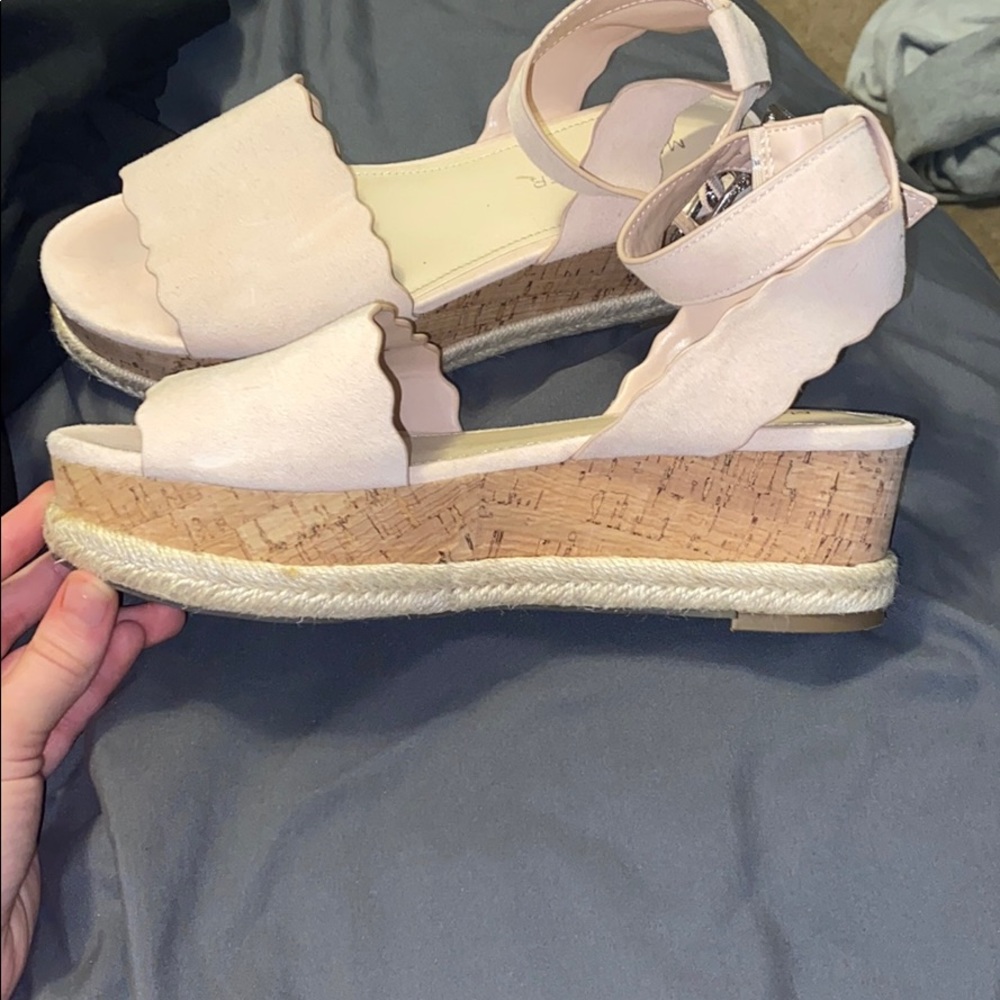 Light pink sandal wedges